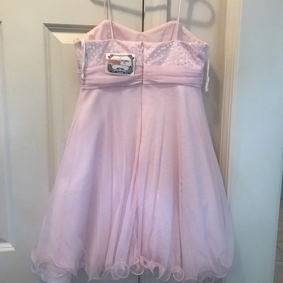 Pink dress - Picture 2 of 2